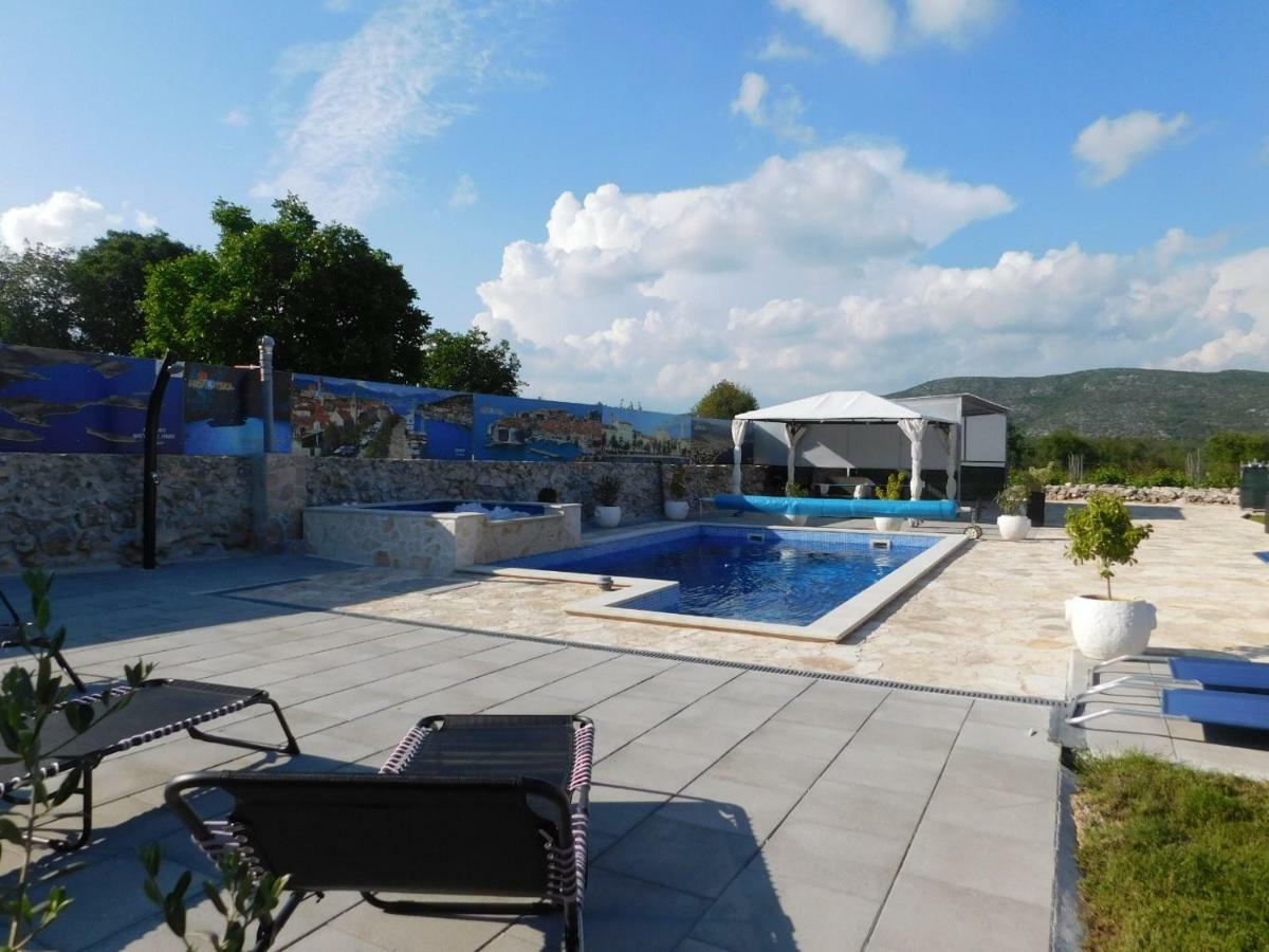 Vacation House Radosic Radosic  Exterior photo