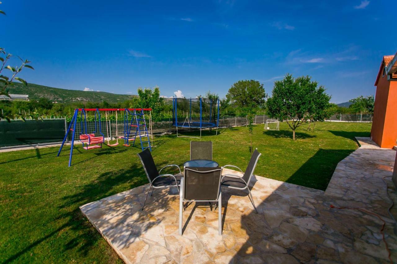 Vacation House Radosic Radosic  Exterior photo